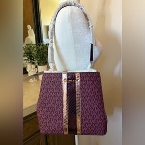 Michael Kors Pratt Medium Bucket Shoulder Bag Oxblood NWT